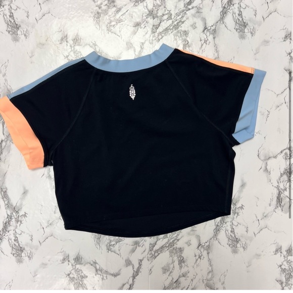 Free People Movement Athletic Crop Top. Size Small - Picture 3 of 3